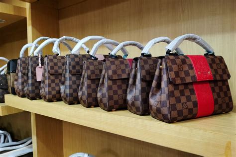 versace luis vuitton dg replica bags from china online selling|louis vuitton counterfeit bags.